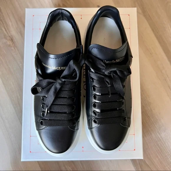 Alexander McQueen Pelle S Gomma Larry Sneakers - Picture 8 of 14